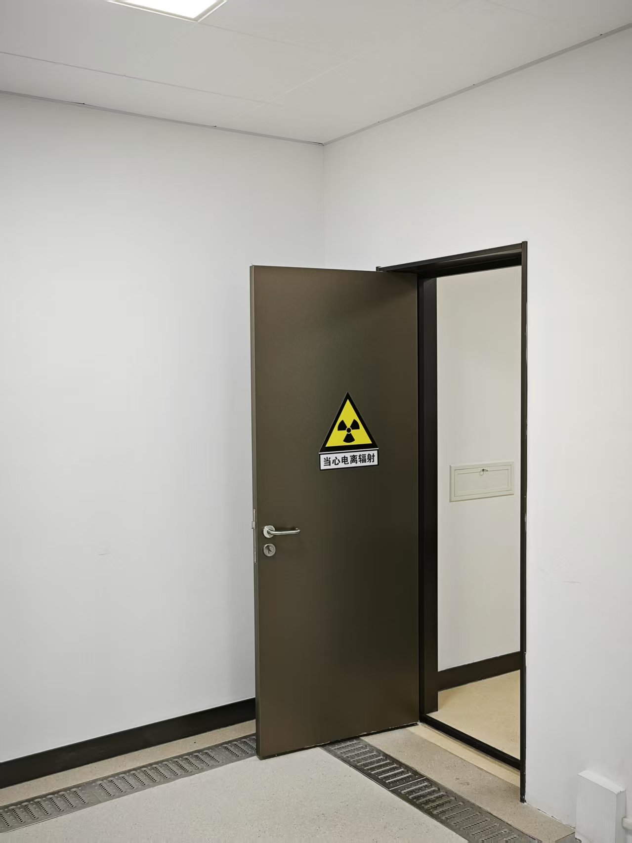长沙CT室手动单开防护铅门